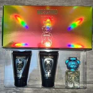 Moschino Toy 2 Pearl Gift Set